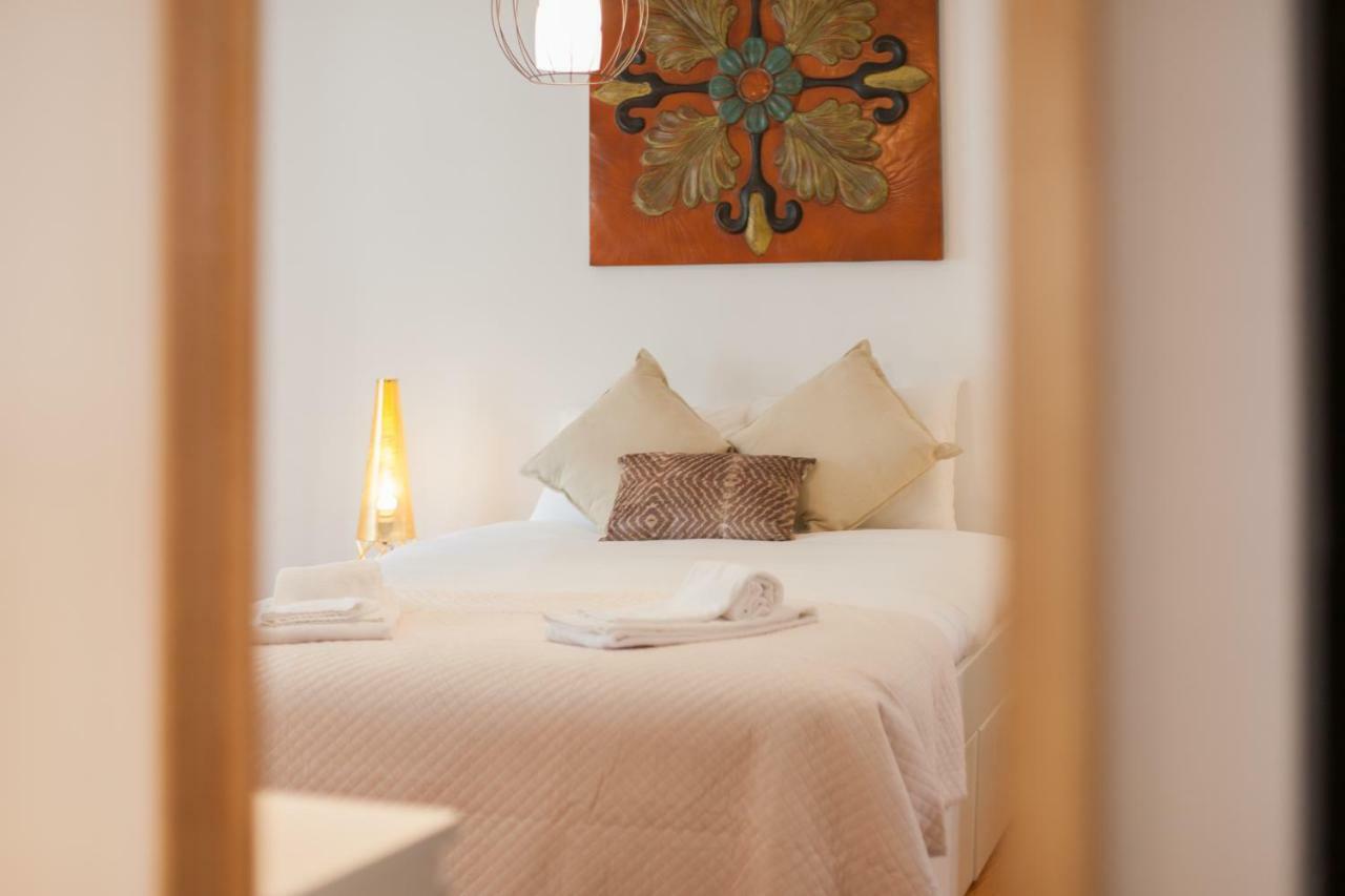 Martim Moniz - By Lu Holidays Lissabon